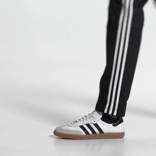 Adidas Samba wallpaper