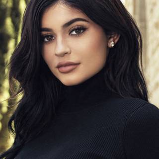 Kylie Jenner phone wallpaper