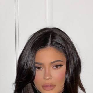 Kylie Jenner phone wallpaper