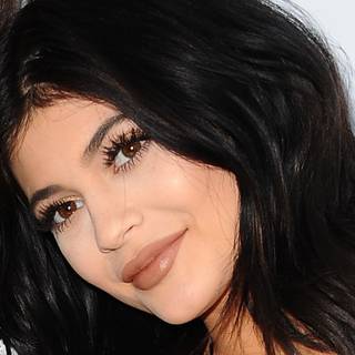 Kylie Jenner phone wallpaper