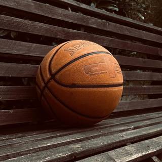 iPhone 11 basketball wallpaper