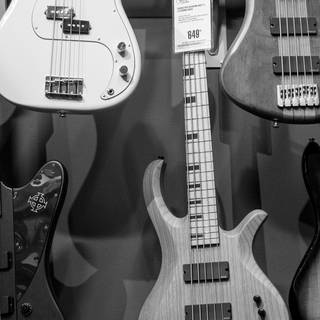 iPhone bass wallpaper