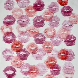 Kiss marks wallpaper