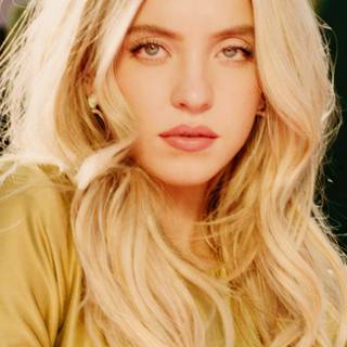 Sydney Sweeney mobile wallpaper