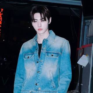 Desktop Sunghoon wallpaper