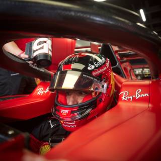 Carlos Sainz desktop wallpaper