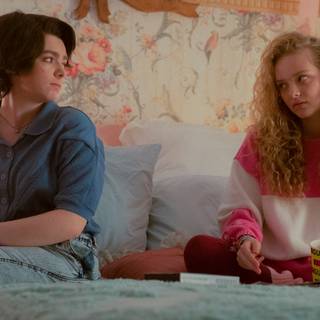 Amiah Miller wallpaper