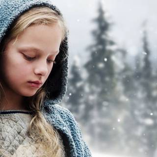 Amiah Miller wallpaper