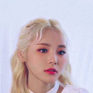 Loona JinSoul wallpaper