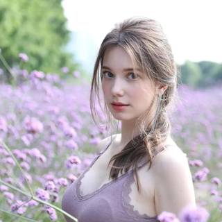 Anastasia Cebulska wallpaper