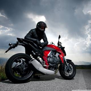 Hornet 250 wallpaper