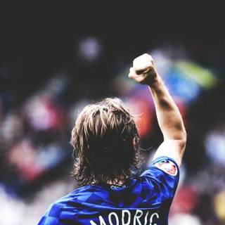 Modric iPhone wallpaper