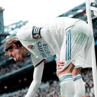 Modric iPhone wallpaper