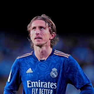 Modric iPhone wallpaper