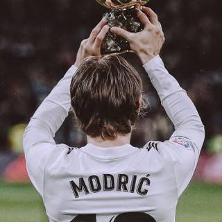 Modric iPhone wallpaper