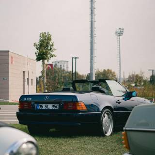 Mercedes-Benz R129 SL wallpaper