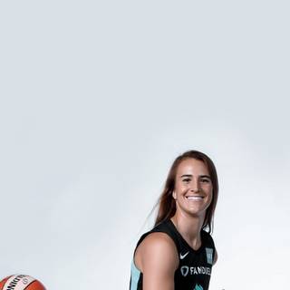 Sabrina Ionescu wallpaper
