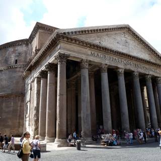 Roman architecture wallpaper