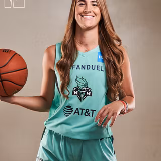 Sabrina Ionescu wallpaper
