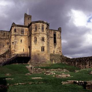 English castle wallpaper