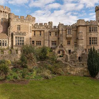 English castle wallpaper