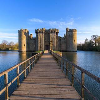 English castle wallpaper
