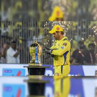 Dhoni trophy wallpaper