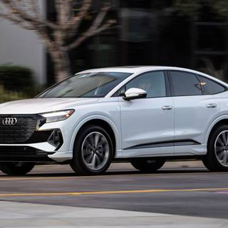 Audi Q4 e-tron wallpaper