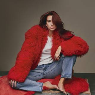 Dua Lipa 2024 wallpaper