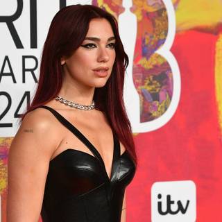 Dua Lipa 2024 wallpaper