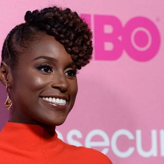 Issa Rae wallpaper