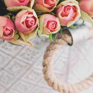 Spring baskets wallpaper