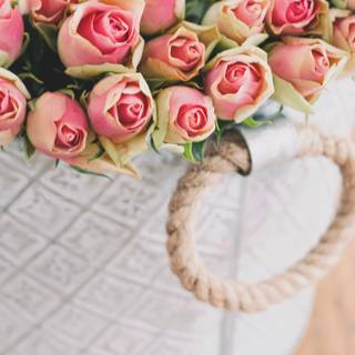 Spring baskets wallpaper