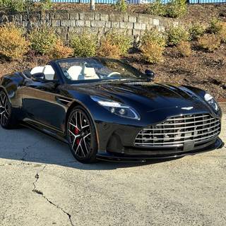 2024 Aston Martin DB12 wallpaper