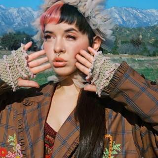 Melanie Martinez iPhone wallpaper