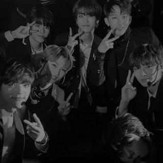 Stray Kids dark wallpaper