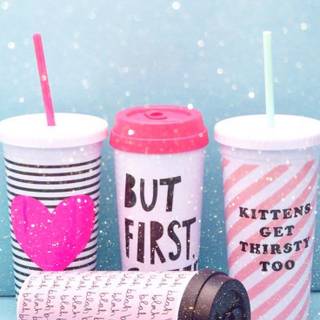 Drink tumbler wallpaper