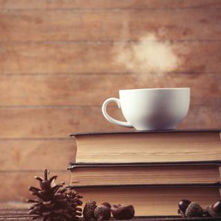 Drink tumbler wallpaper