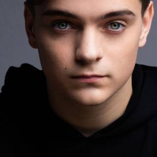 Martin Garrix iPhone wallpaper