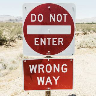 Phone warning wallpaper