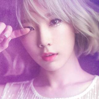 Taeyeon iPhone wallpaper