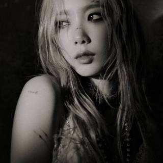 Taeyeon iPhone wallpaper