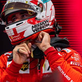 Carlos Sainz iPhone wallpaper