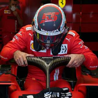 Carlos Sainz iPhone wallpaper