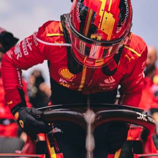 Carlos Sainz iPhone wallpaper