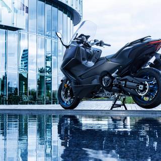 Yamaha TMAX 530 wallpaper