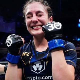 Alexa Grasso wallpaper