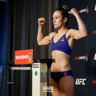 Alexa Grasso wallpaper