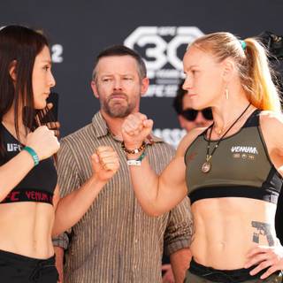 Alexa Grasso wallpaper