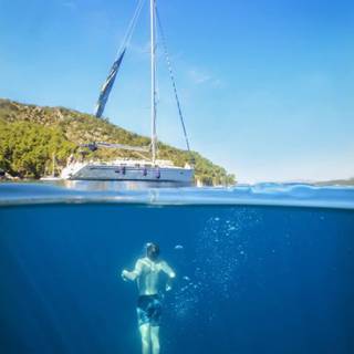 Half underwater wallpaper